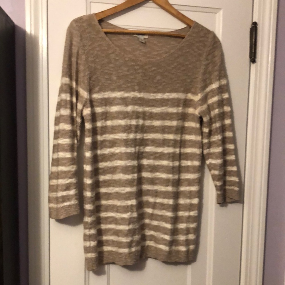 Old Navy light knit sweater size LG
